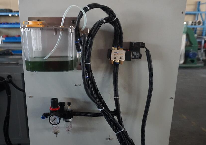 【青島】一款性價(jià)比超高的微量潤(rùn)滑油，33臺(tái)鋸切機(jī)放心使用