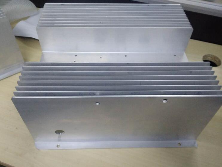 【蘇州】鋁合金散熱器切割機(jī)精度高，客戶陸續(xù)訂購2臺